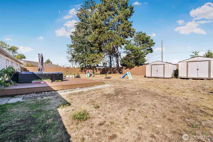 Property photo for 8105 Fairway Drive Sw, Lakewood photo 20