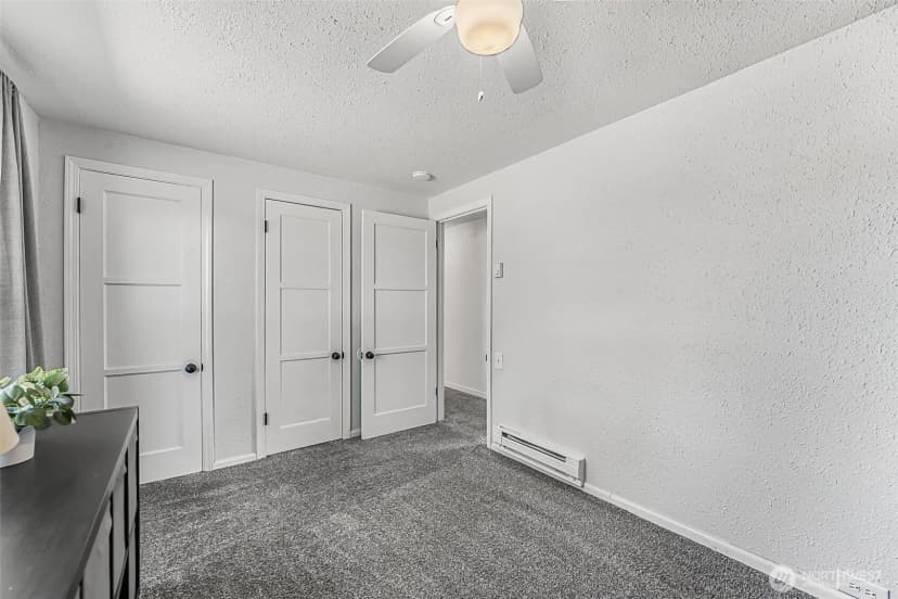 Property photo for 8105 Fairway Drive Sw, Lakewood photo 14