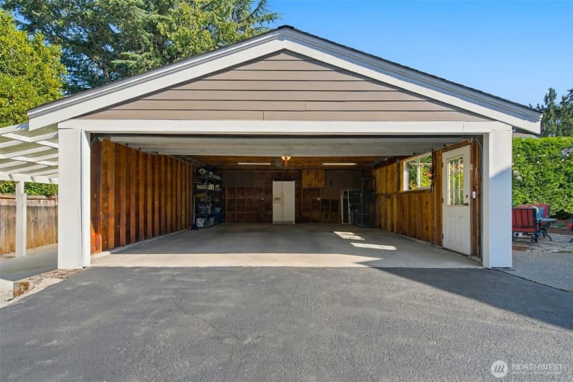 Property photo for 9620 Ne 26th Street, Clyde Hill photo 32