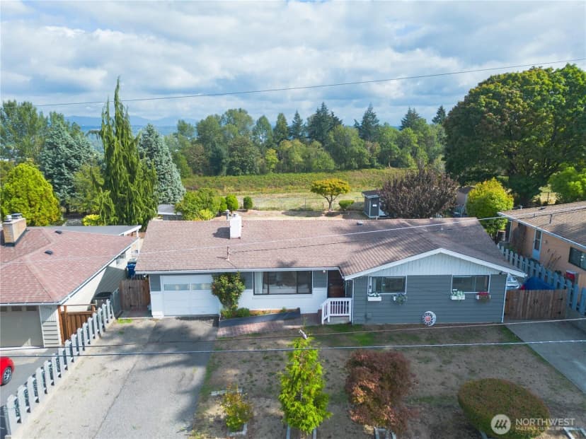 Property photo for 17900 51st Avenue S, Sea Tac photo 2
