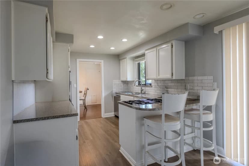 Property photo for 17900 51st Avenue S, Sea Tac photo 13