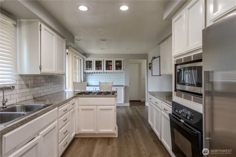 Property photo for 17900 51st Avenue S, Sea Tac photo 12
