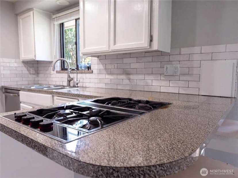 Property photo for 17900 51st Avenue S, Sea Tac photo 14