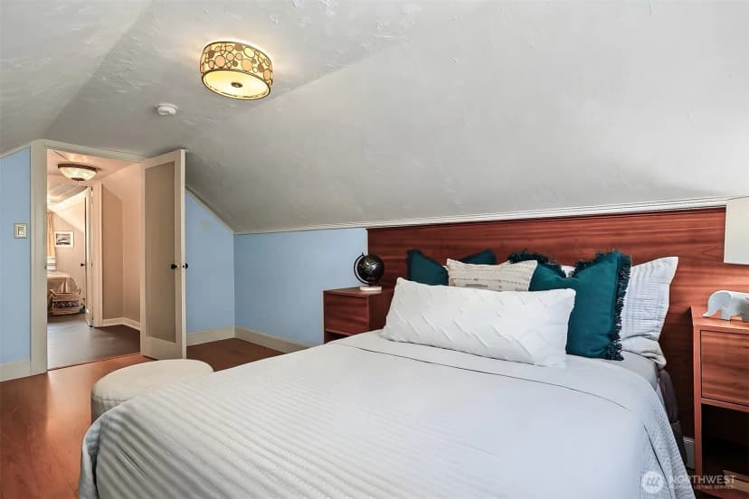 Property photo for 19127 80th Avenue W, Edmonds photo 16
