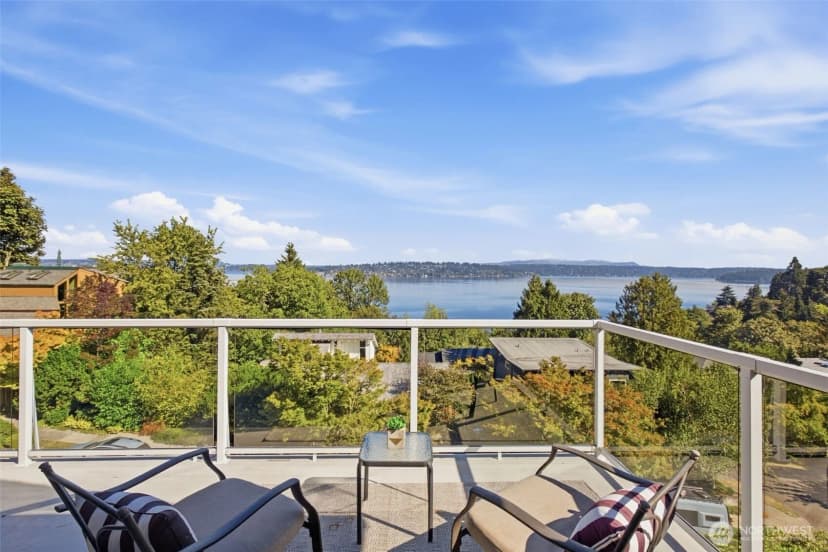 Property photo for 2039 34th Avenue S, Seattle photo 20
