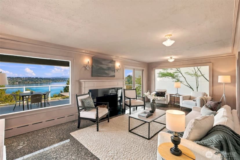 Property photo for 2039 34th Avenue S, Seattle photo 6