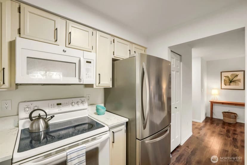 Property photo for 927 132nd Street Sw #b4, Everett photo 9