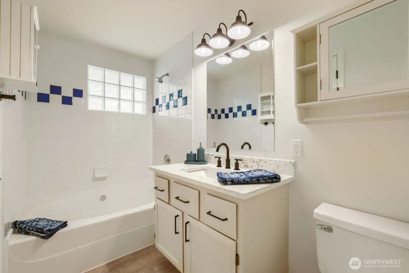 Property photo for 927 132nd Street Sw #b4, Everett photo 15