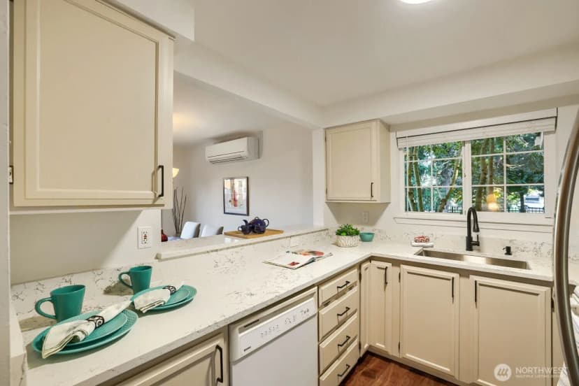 Property photo for 927 132nd Street Sw #b4, Everett photo 8