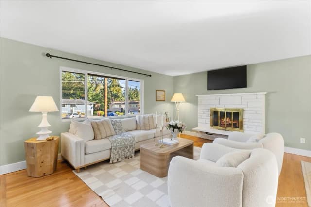 Property photo for 22704 38th Avenue W, Mountlake Terrace photo 5