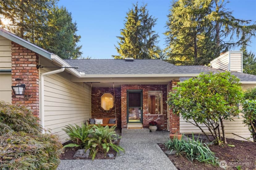 Property photo for 18439 146th Avenue Ne, Woodinville photo 2