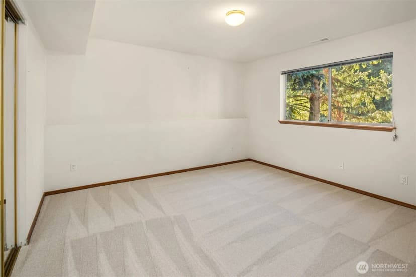 Property photo for 18439 146th Avenue Ne, Woodinville photo 28