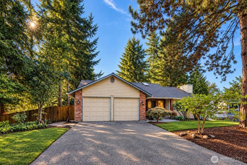 Property photo for 18439 146th Avenue Ne, Woodinville photo 36