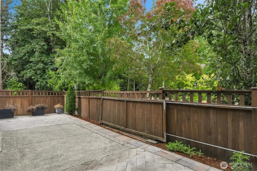 Property photo for 1413 239th Avenue Ne, Sammamish photo 18