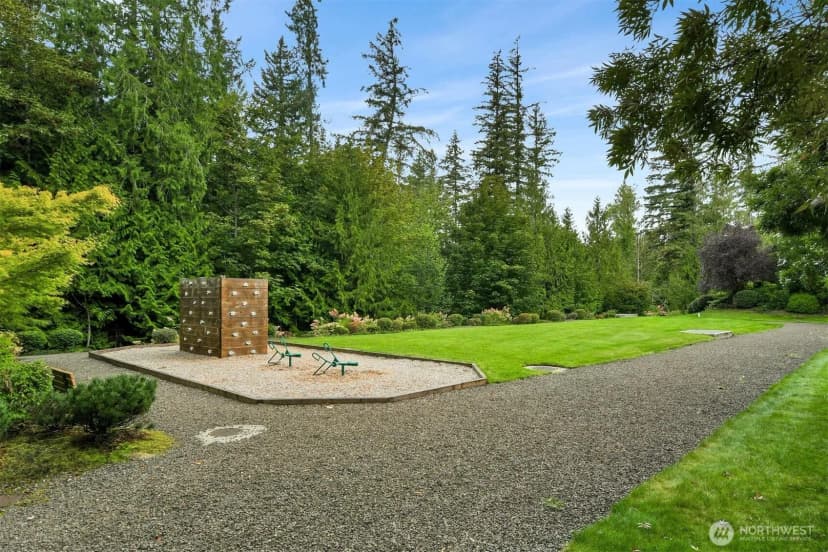 Property photo for 1413 239th Avenue Ne, Sammamish photo 20
