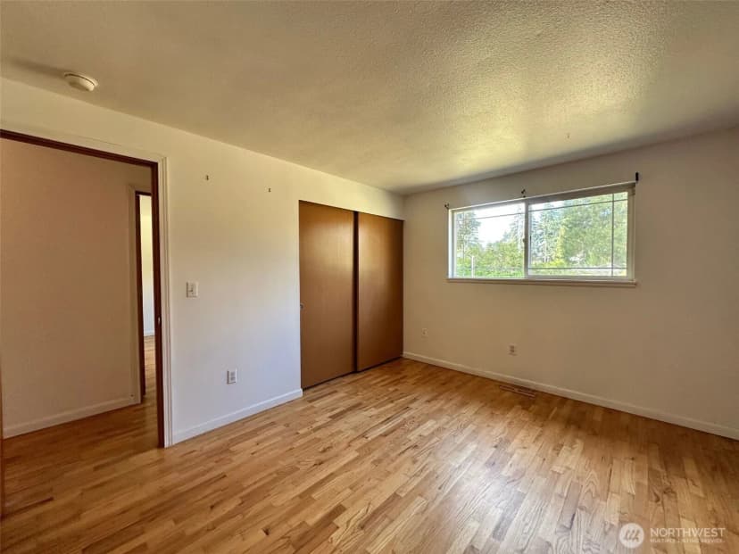 Property photo for 14208 Golden Given Rd E, Tacoma photo 10