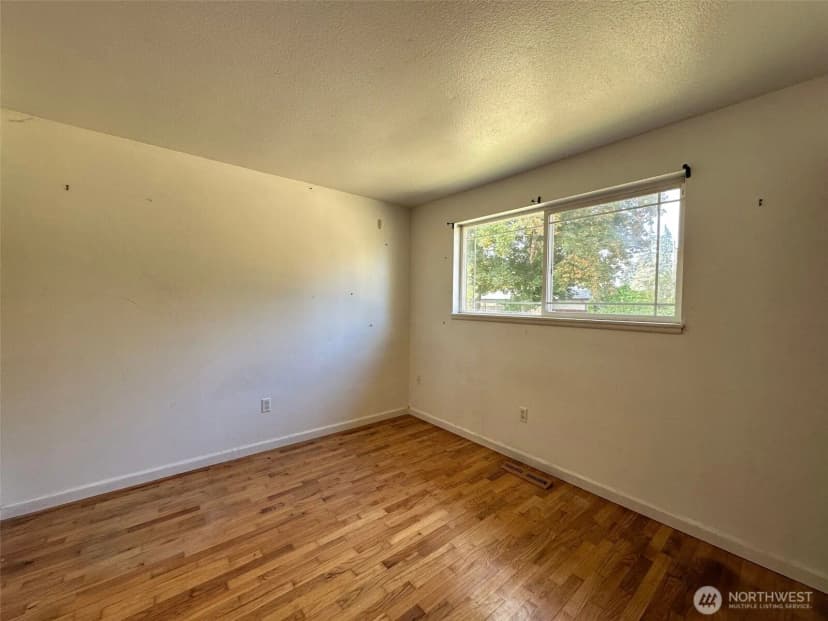 Property photo for 14208 Golden Given Rd E, Tacoma photo 14