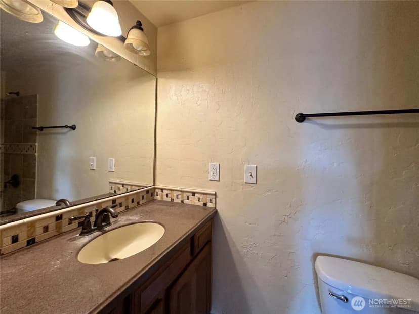 Property photo for 14208 Golden Given Rd E, Tacoma photo 16
