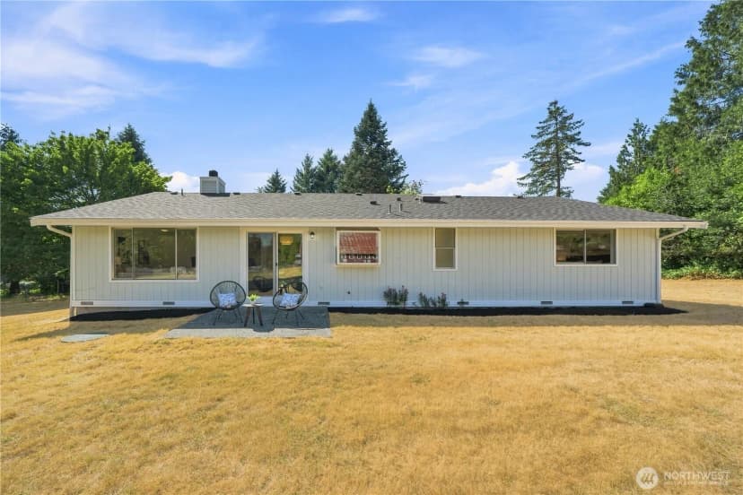 Property photo for 13714 217th Avenue Se, Issaquah photo 25