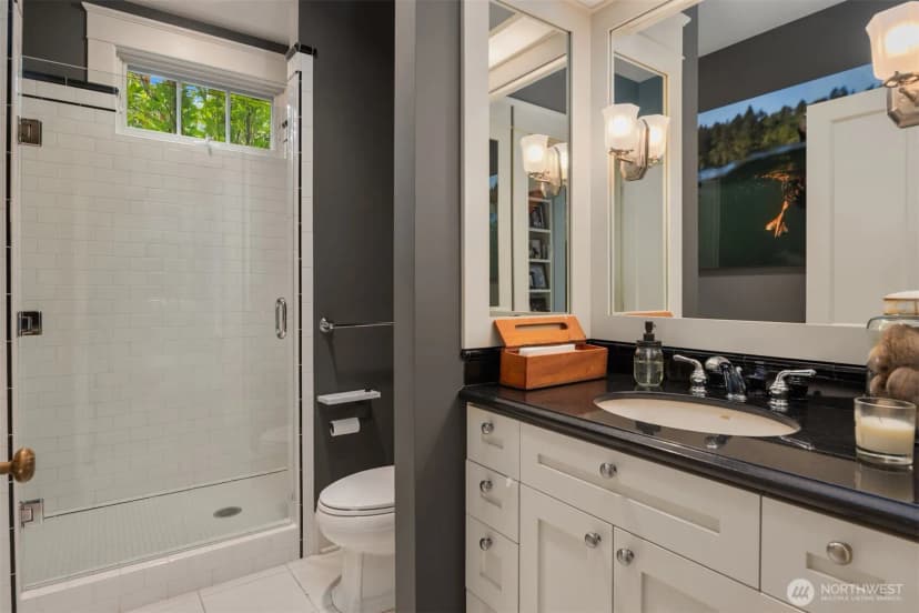 Property photo for 3140 Lakewood Avenue S, Seattle photo 11