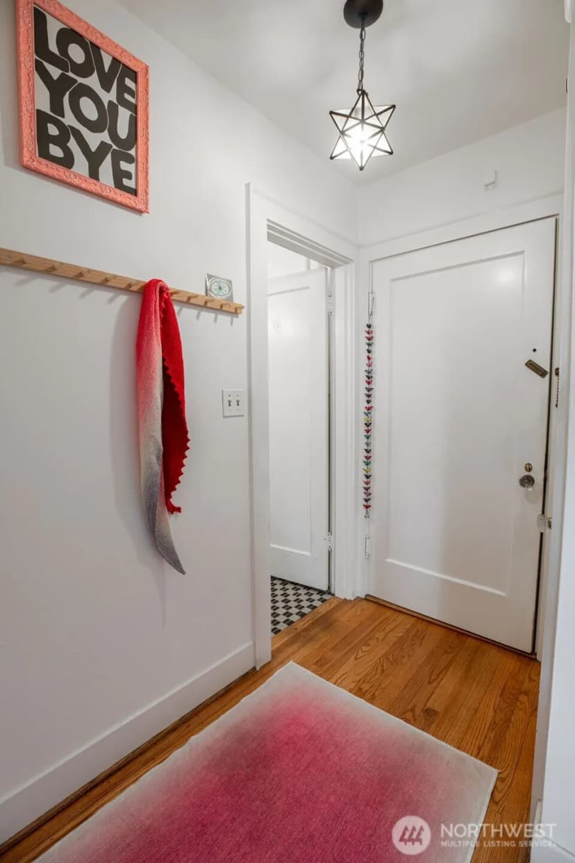 Property photo for 1605 E Olive Street #208, Seattle photo 18