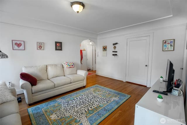 Property photo for 1605 E Olive Street #208, Seattle photo 4