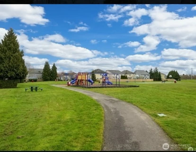 Property photo for 4152 65th Avenue Ct E, Fife photo 32