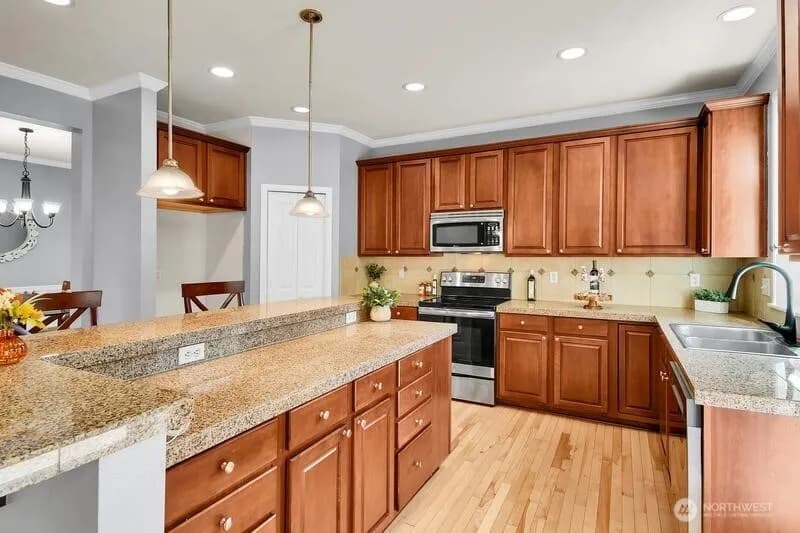 Property photo for 4152 65th Avenue Ct E, Fife photo 8