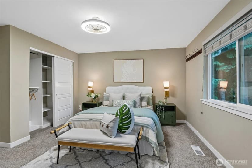 Property photo for 16217 Se 42nd Place, Bellevue photo 14