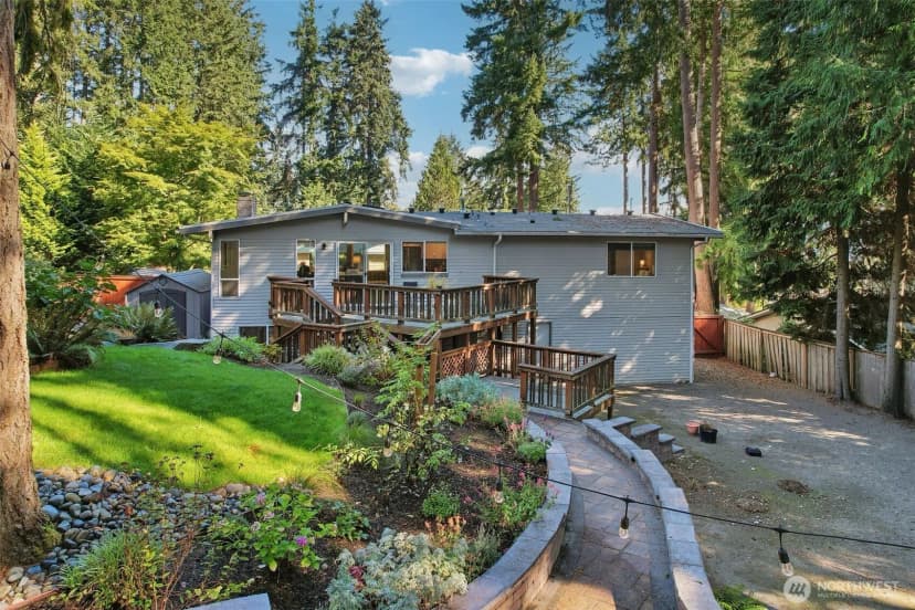 Property photo for 16217 Se 42nd Place, Bellevue photo 30