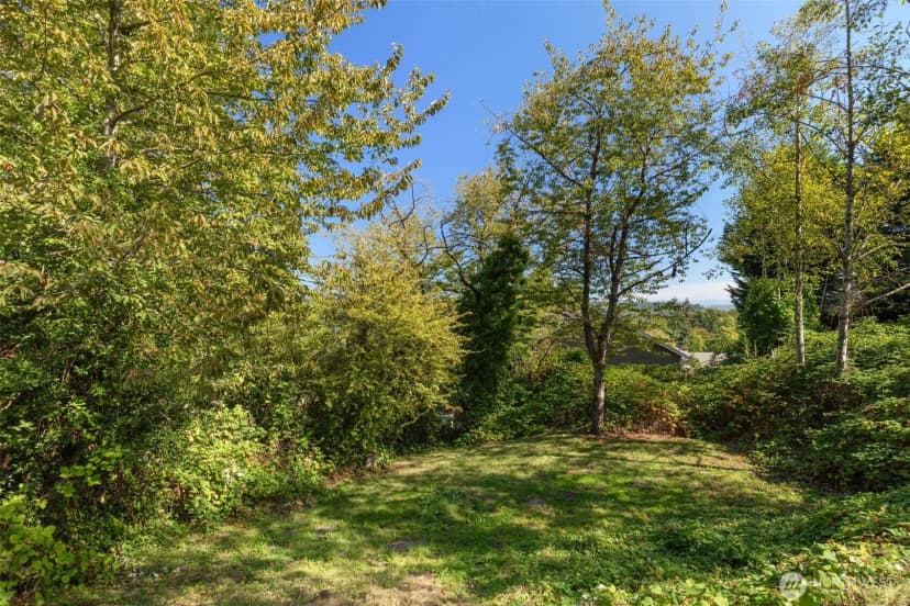Property photo for 13222 37th Avenue S, Tukwila photo 34
