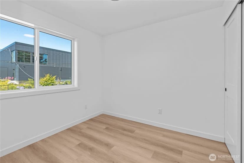 Property photo for 1718 25th Avenue S, Seattle photo 22