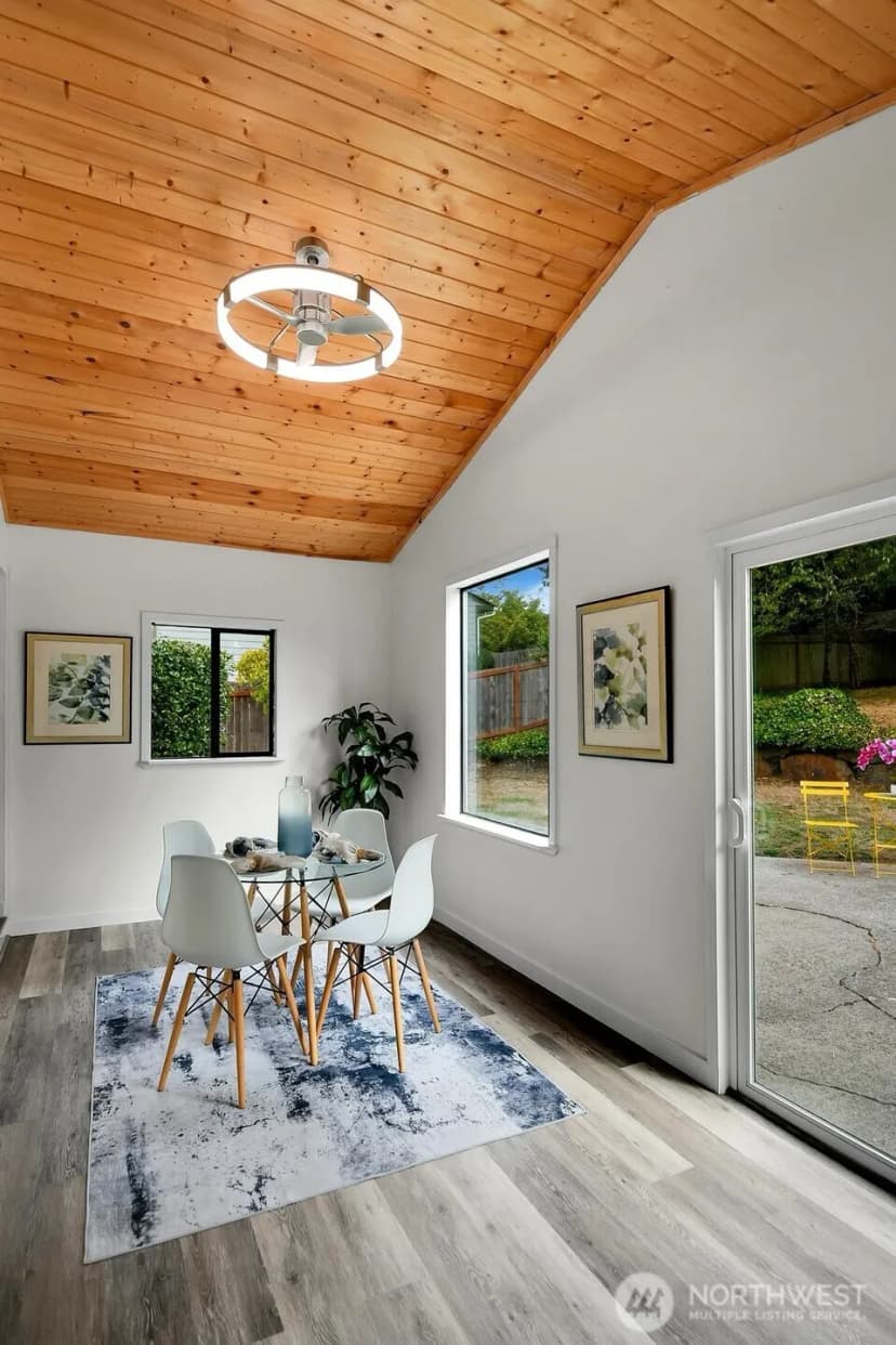 Property photo for 1321 N Skyline Drive, Tacoma photo 15