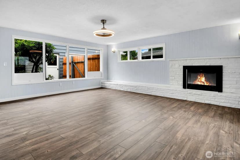 Property photo for 1321 N Skyline Drive, Tacoma photo 18