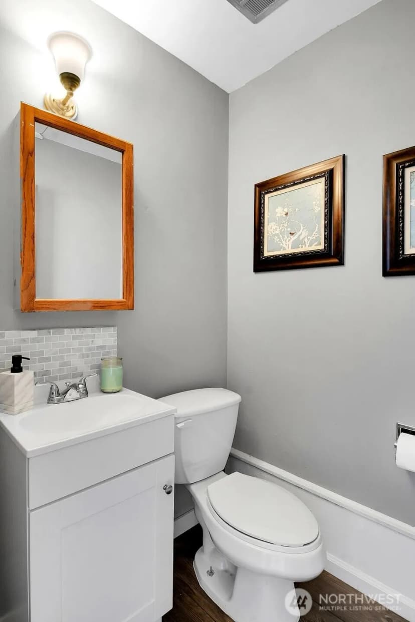Property photo for 1321 N Skyline Drive, Tacoma photo 13