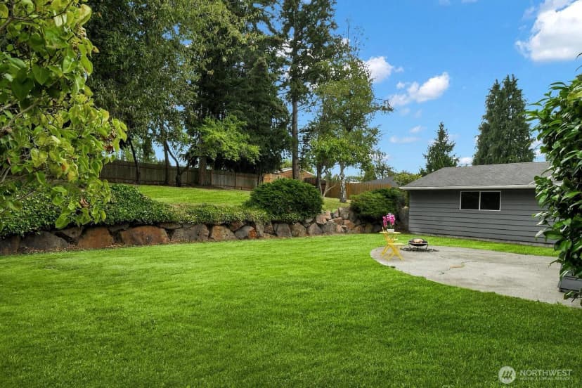 Property photo for 1321 N Skyline Drive, Tacoma photo 21