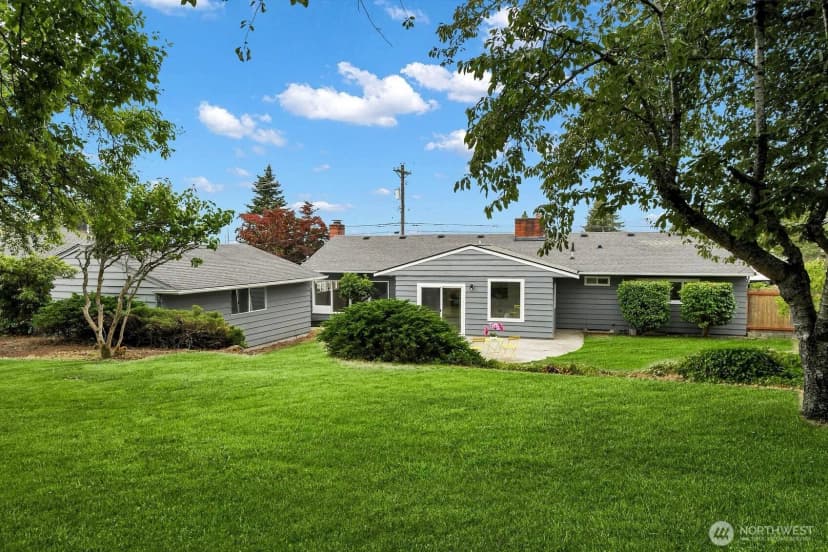 Property photo for 1321 N Skyline Drive, Tacoma photo 22