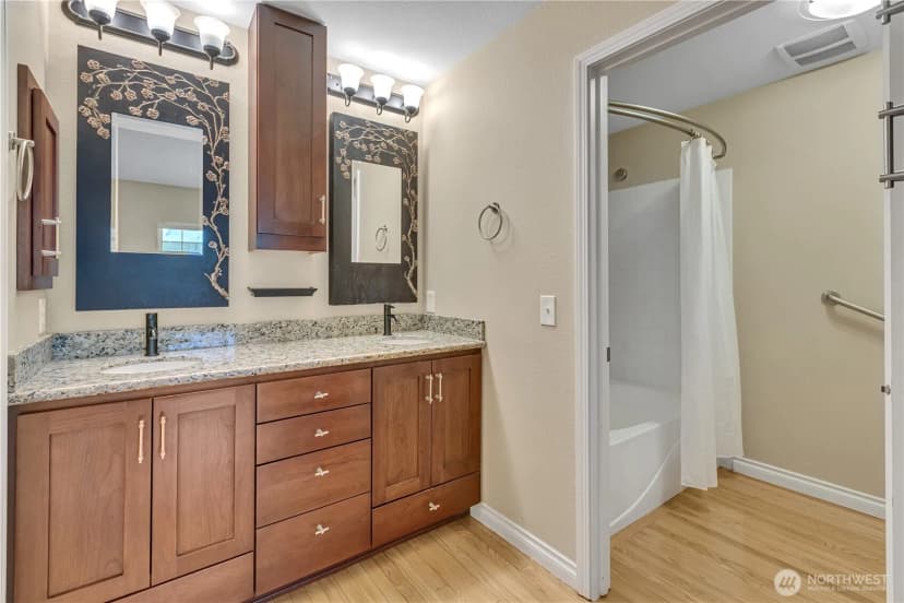 Property photo for 5121 S 234th Street #42-4, Kent photo 16