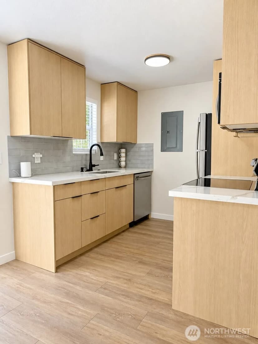Property photo for 1220 N 137th Street #3, Seattle photo 7