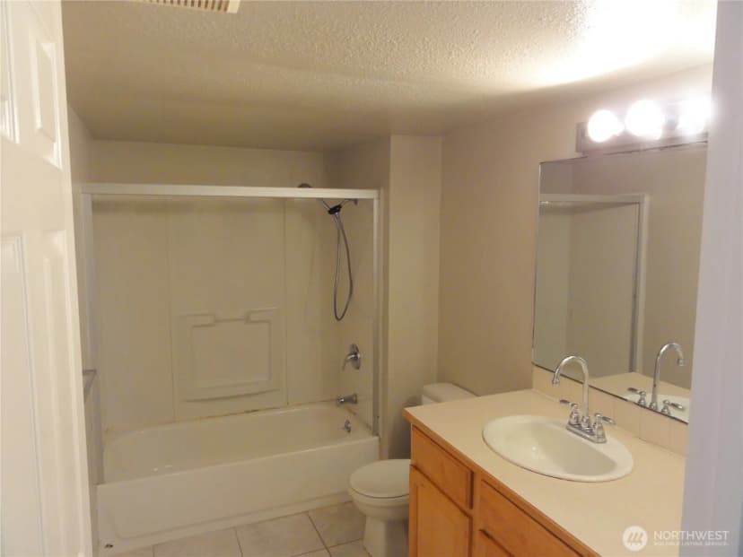 Property photo for 34231 31st Avenue Sw, Federal Way photo 19