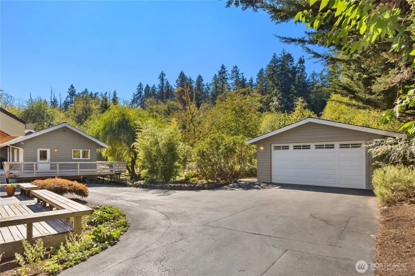 Property photo for 7183 Ne Eagle Harbor Drive Ne, Bainbridge Island photo 5