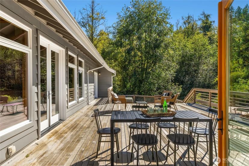 Property photo for 7183 Ne Eagle Harbor Drive Ne, Bainbridge Island photo 21