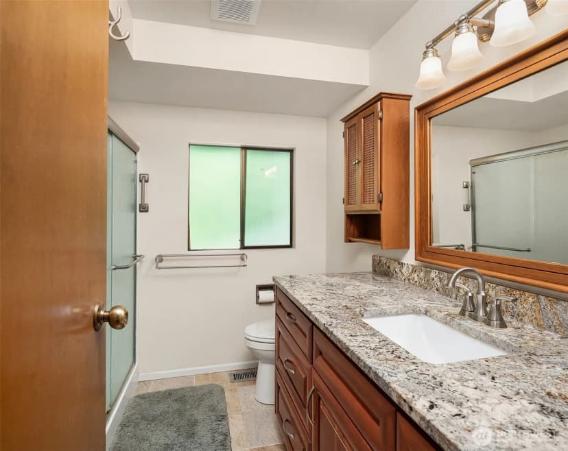 Property photo for 19516 Se 23rd Street, Sammamish photo 13