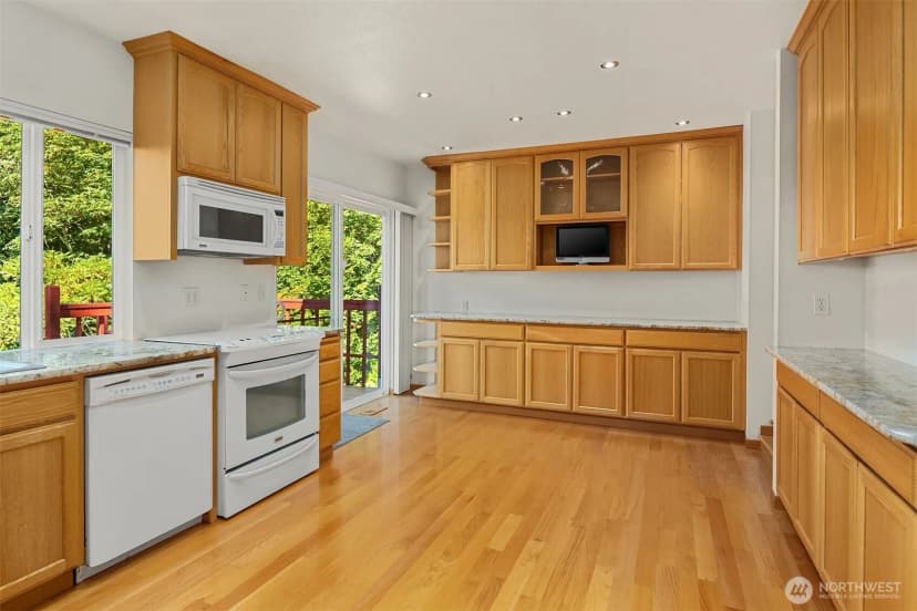 Property photo for 19516 Se 23rd Street, Sammamish photo 7