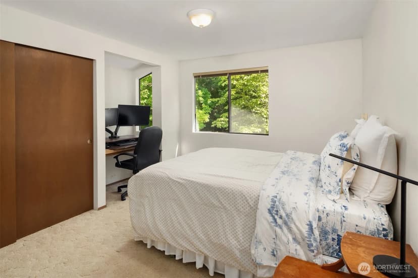 Property photo for 19516 Se 23rd Street, Sammamish photo 14