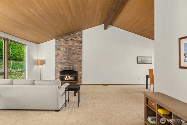 Property photo for 19516 Se 23rd Street, Sammamish photo 2