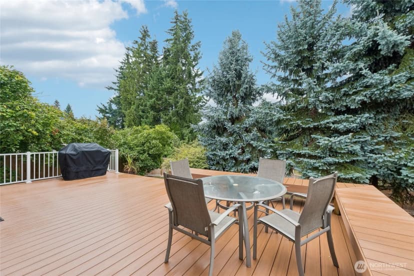 Property photo for 5718 Hillpointe Circle, Lynnwood photo 30