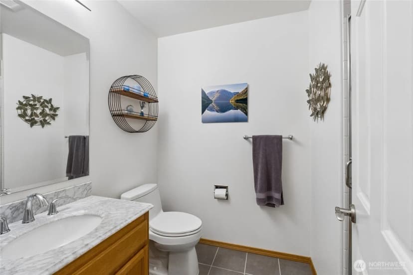 Property photo for 5718 Hillpointe Circle, Lynnwood photo 17