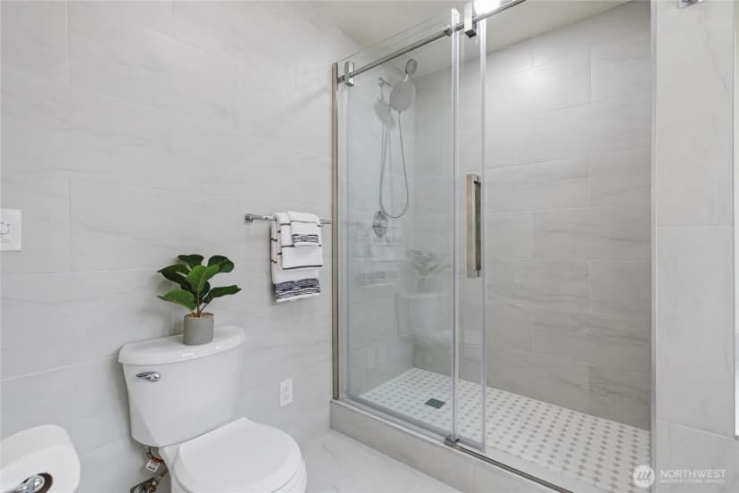 Property photo for 412 164 Place Se, Bothell photo 16