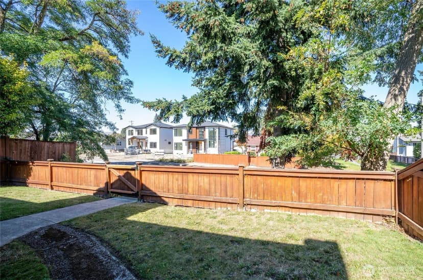 Property photo for 5210 N 46th Street, Tacoma photo 3
